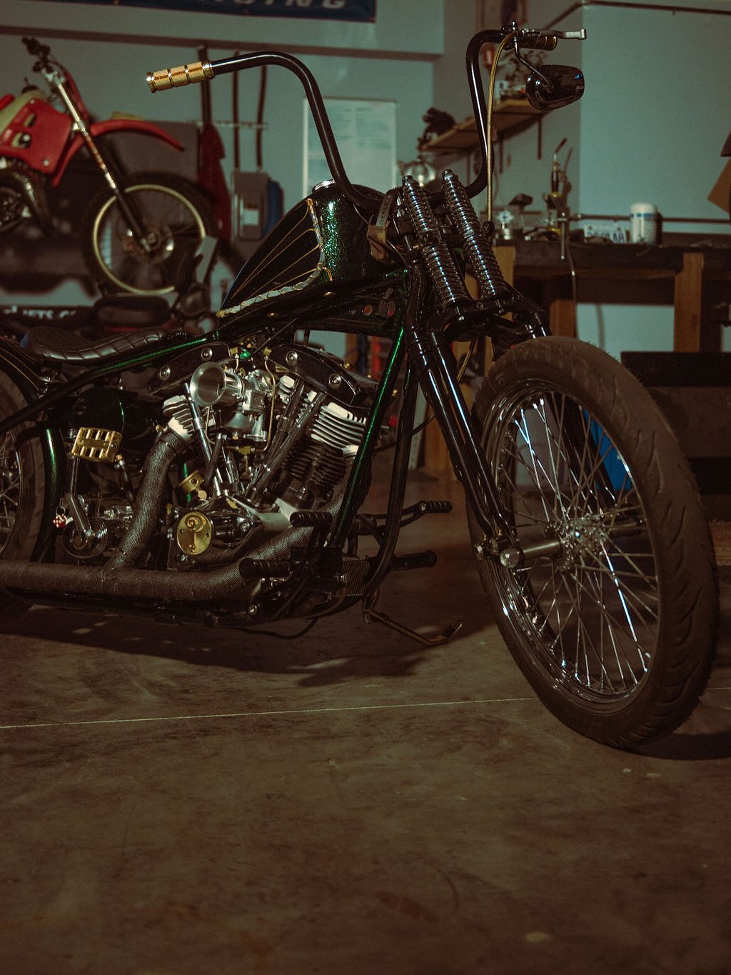 Custom chopper fabrication and mechanical work by Syndicate Speed Shop